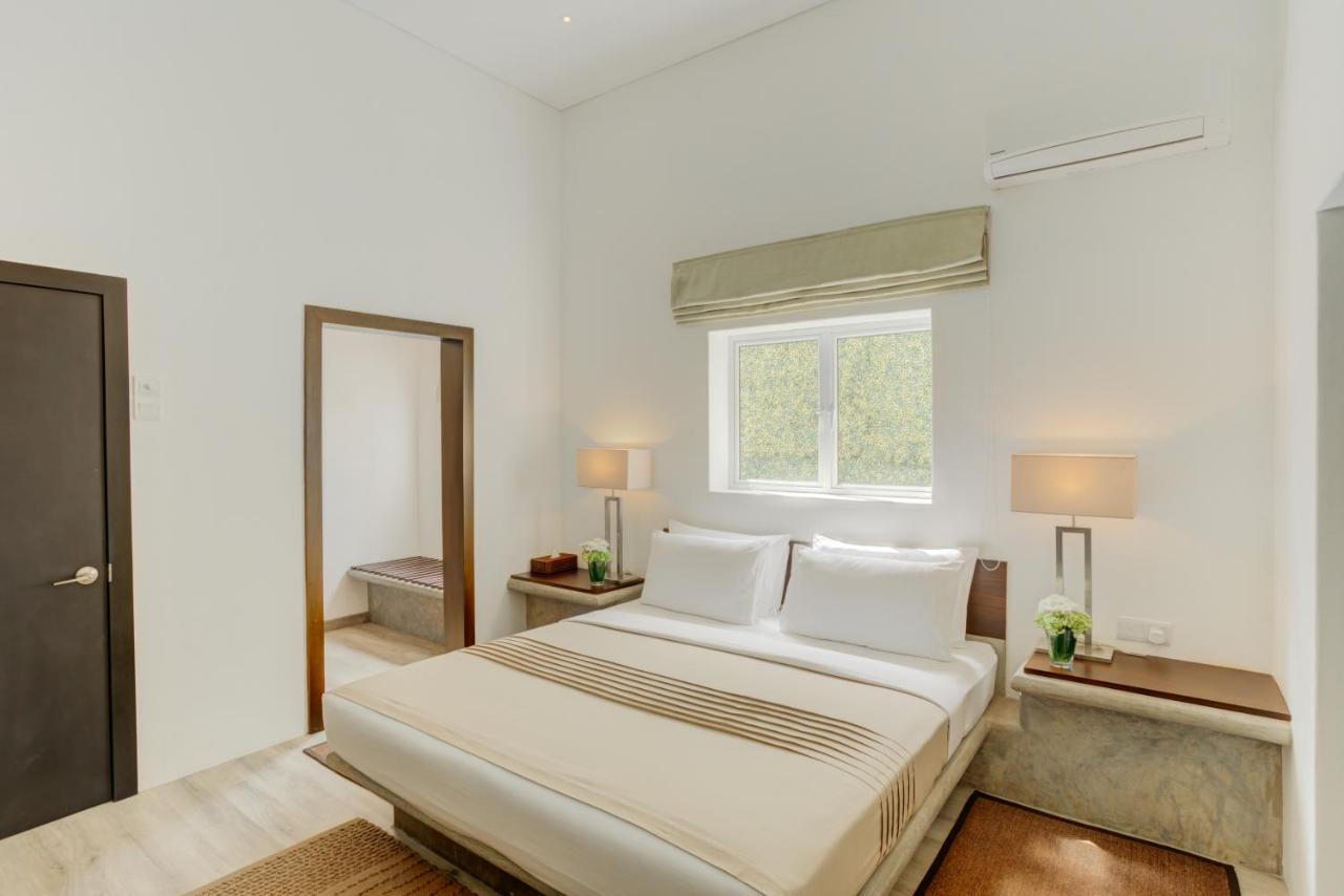 Nyne Hotels Lake Lodge, Colombo Exterior photo